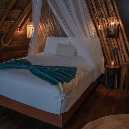 Casa Hayhu Hotell Mahahual Exteriör bild