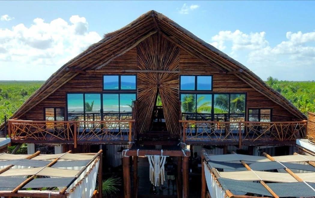 Casa Hayhu Hotell Mahahual Exteriör bild